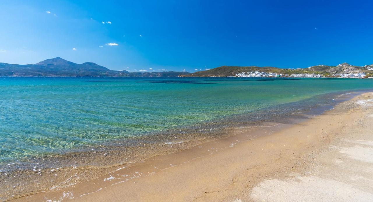 Play On The * Adamantas (Milos)